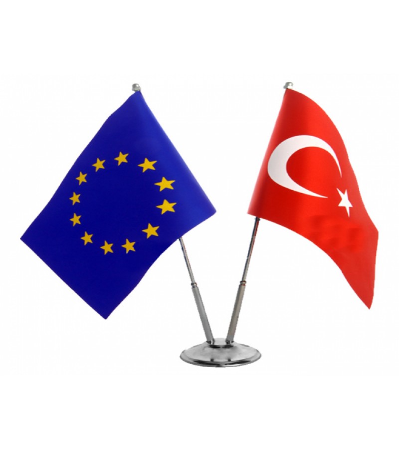 İkili Logo Baskılı Masa Bayrakları İkili Logo Baskılı Masa Bayrakları